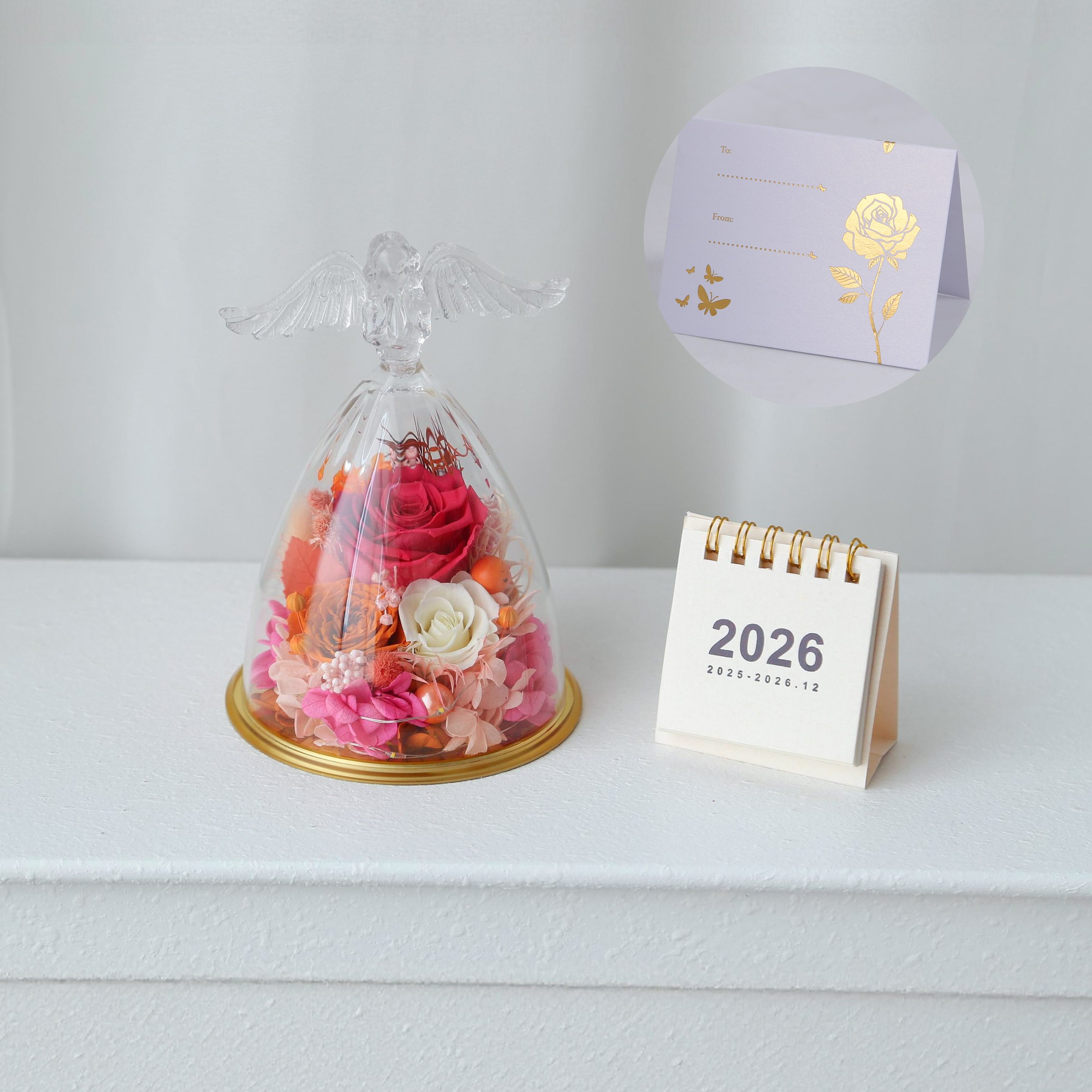 Substantial Dried Flower Arrangements to Instantly Elevate Any Room