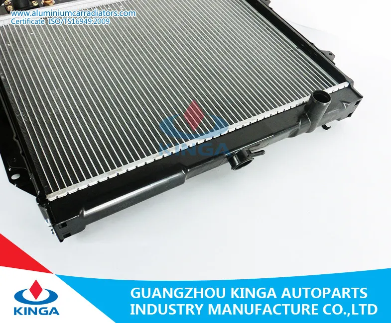 Car Radiator for Mitsubishi Pajero V24W/2.5D 1993 -1998 at