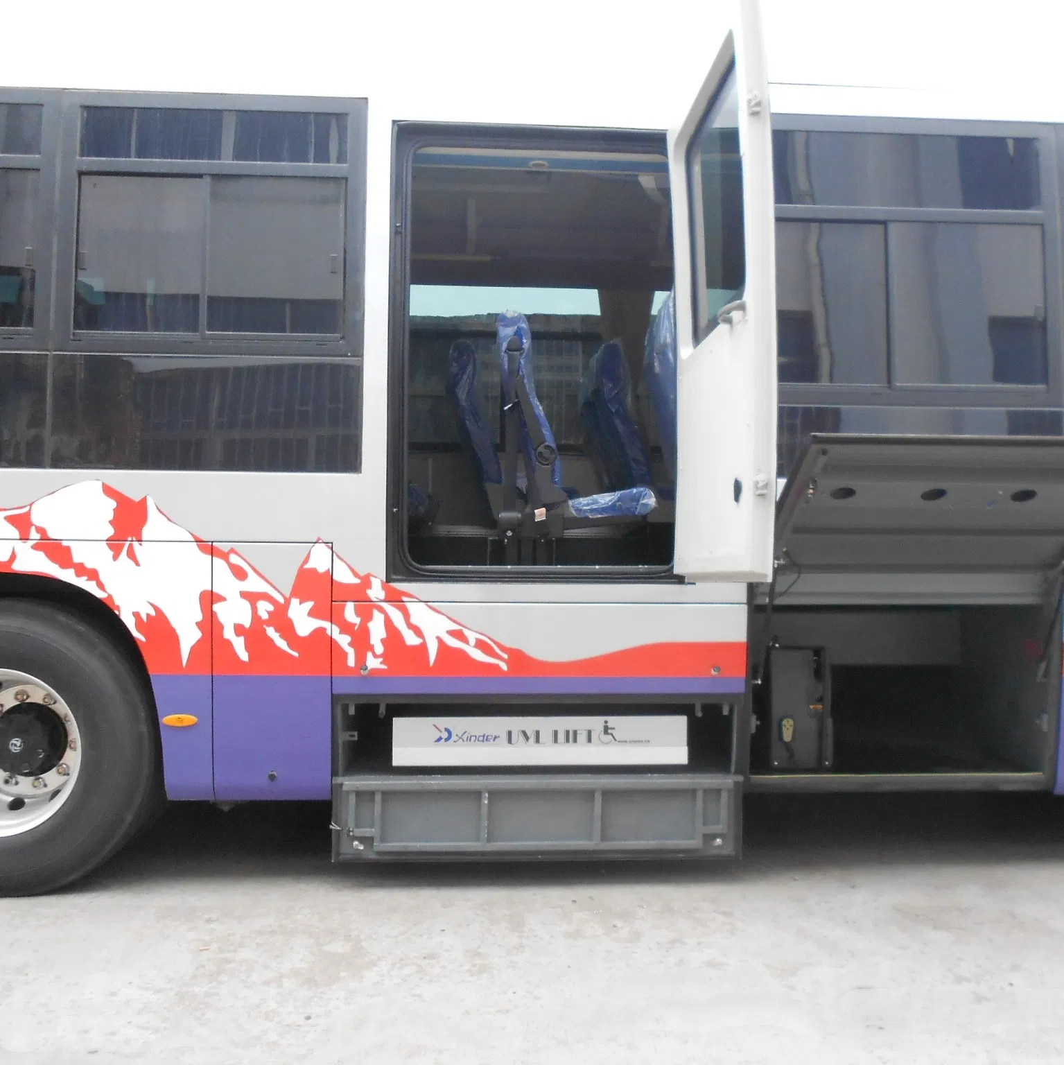 CE Scissor Wheelchair Lifter for Bus Hydraulic Wheelchair Lift